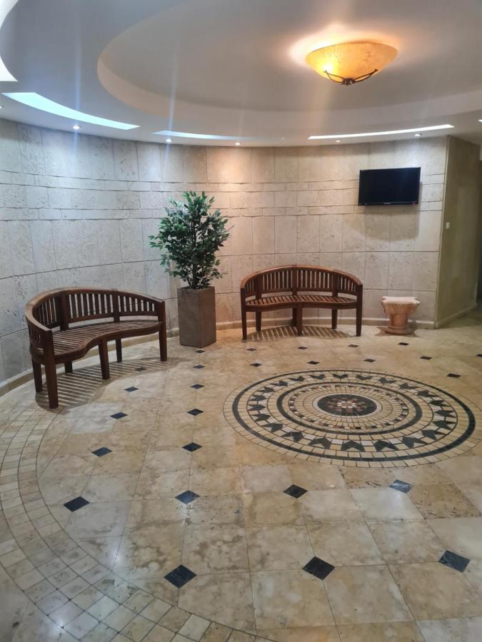 A Dream Place In Raanana, Up To 5 Guests - Swimming Pool - Jacuzzi & Gym Exterior photo